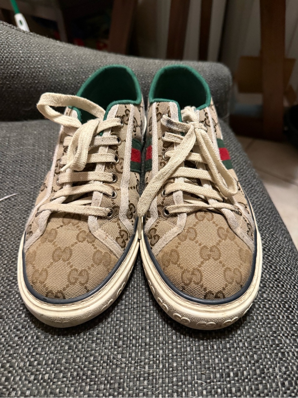Gucci Beige GG Canvas Low-Top Sneakers with Green & Red Stripe